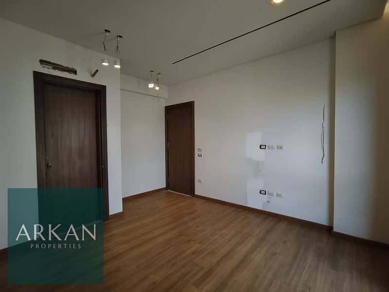 6 519f1839-bda3-42df-a079-4c8d5ffbee9e. jpg