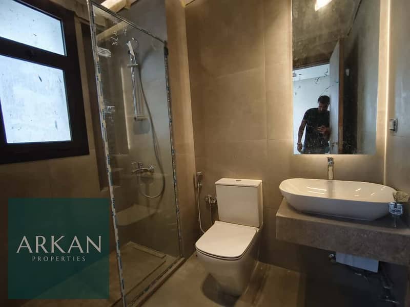 12 ace90936-0381-42d4-9edb-3679474fcfde. jpg