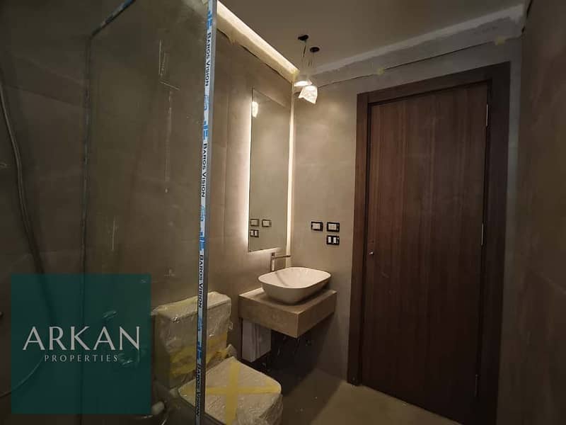 13 e7763daa-43e7-4104-b282-dffabab3db5f. jpg