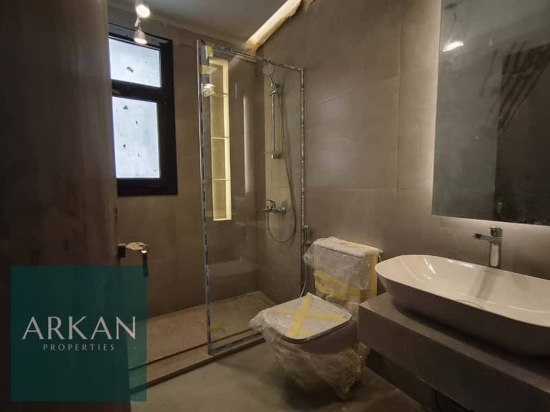 14 fff350c1-e72a-4c7b-9d04-e713c62ba455. jpg