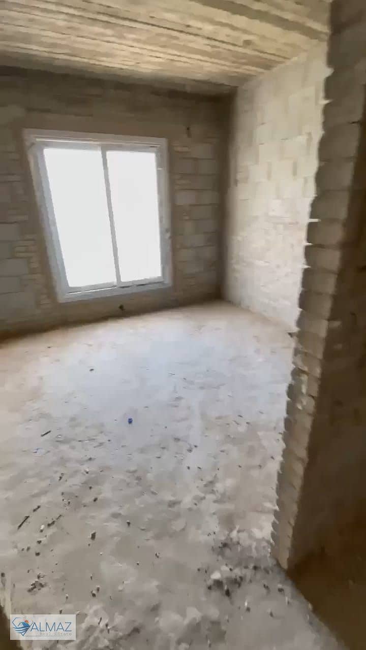 2 WhatsApp Image 2025-11-17 at 1.17. 39 PM (1). jpeg