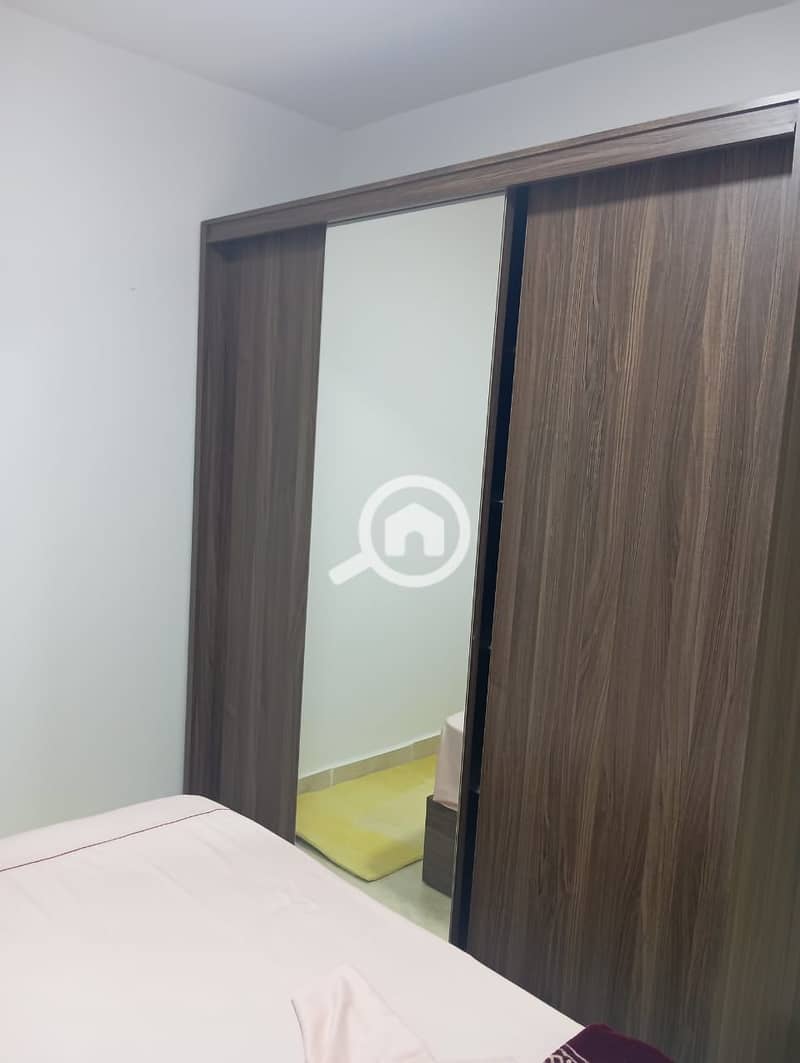 2 56eab2d9-4806-4369-8944-bc401aafa173. jpg