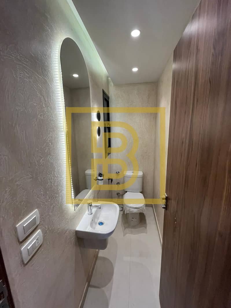 4 IMG-20251013-WA0558. jpg