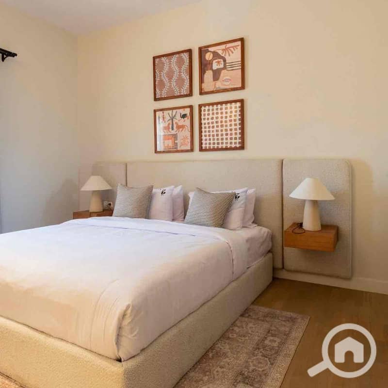 4 9efb5636-2748-4d77-b683-2a779b9377a8. jpg