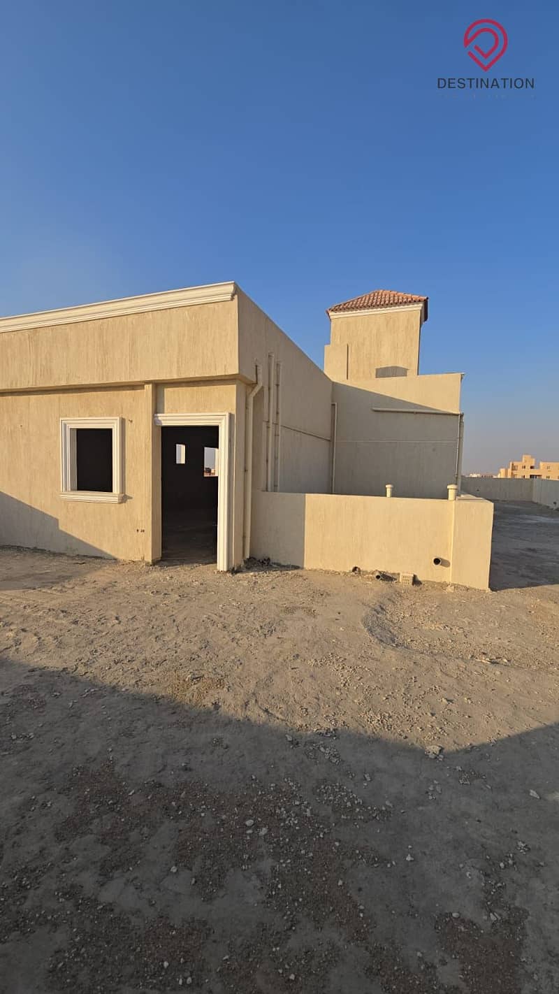 6 WhatsApp Image 2025-11-17 at 13.25. 55_8dd3a288. jpg