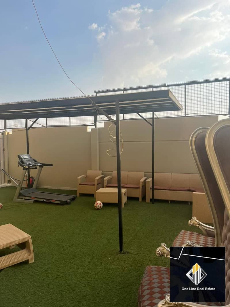 10 007e9761-6c32-4a2e-97dd-fc3d7c3b7351. jpeg