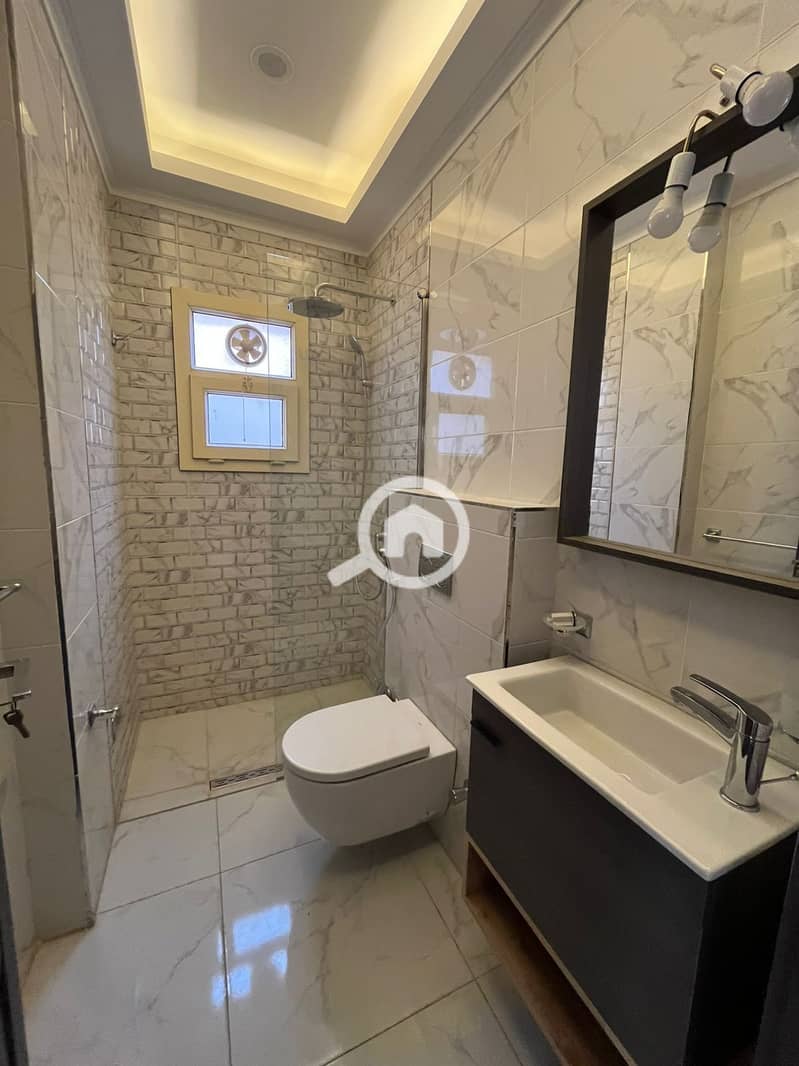 5 WhatsApp Image 2025-11-16 at 10.04. 24 AM (1). jpeg