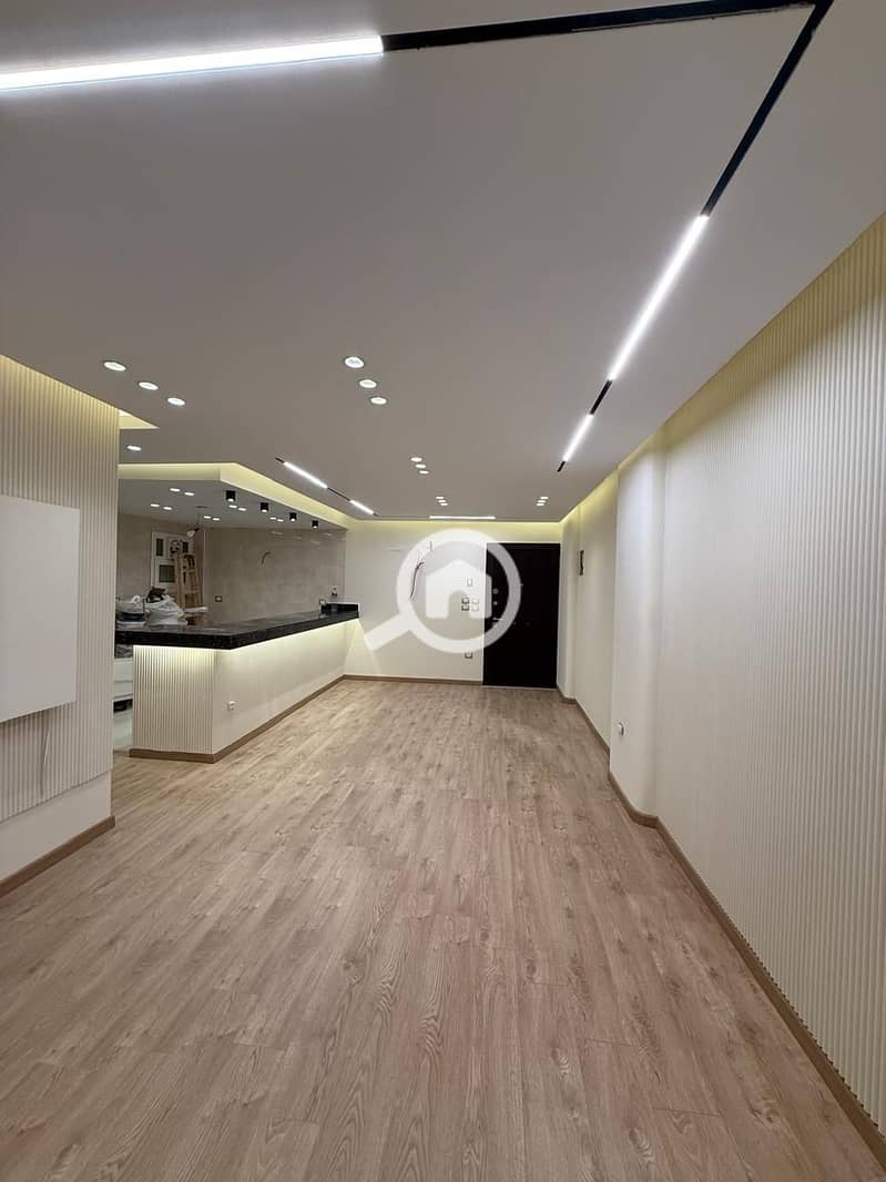 7 b7d9b5a6-f86e-4c4a-9504-5bba7eec4049. jpg