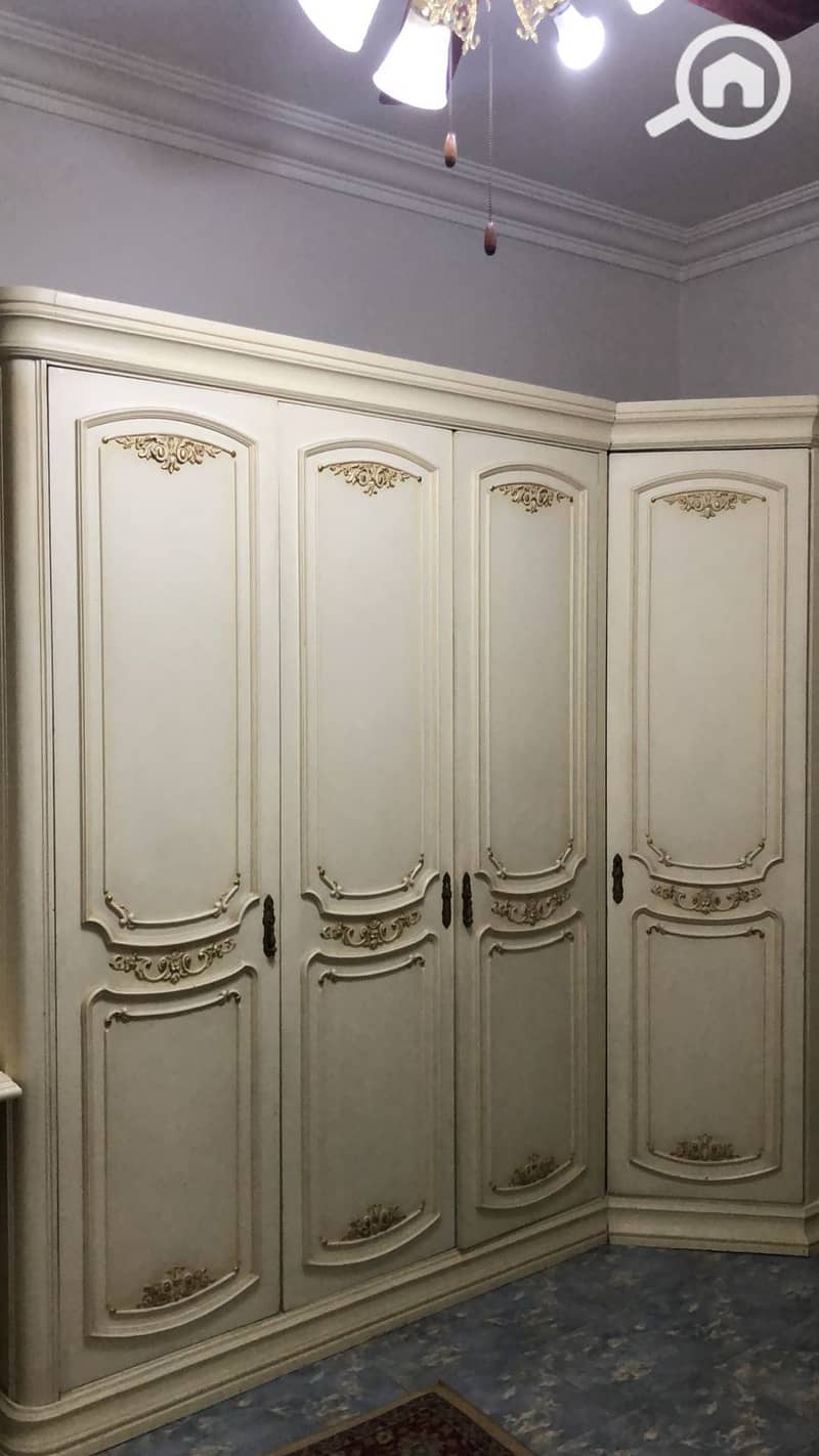 2 0cd428b7-2a78-4f2a-9e18-7f2e87dfc271. jpg