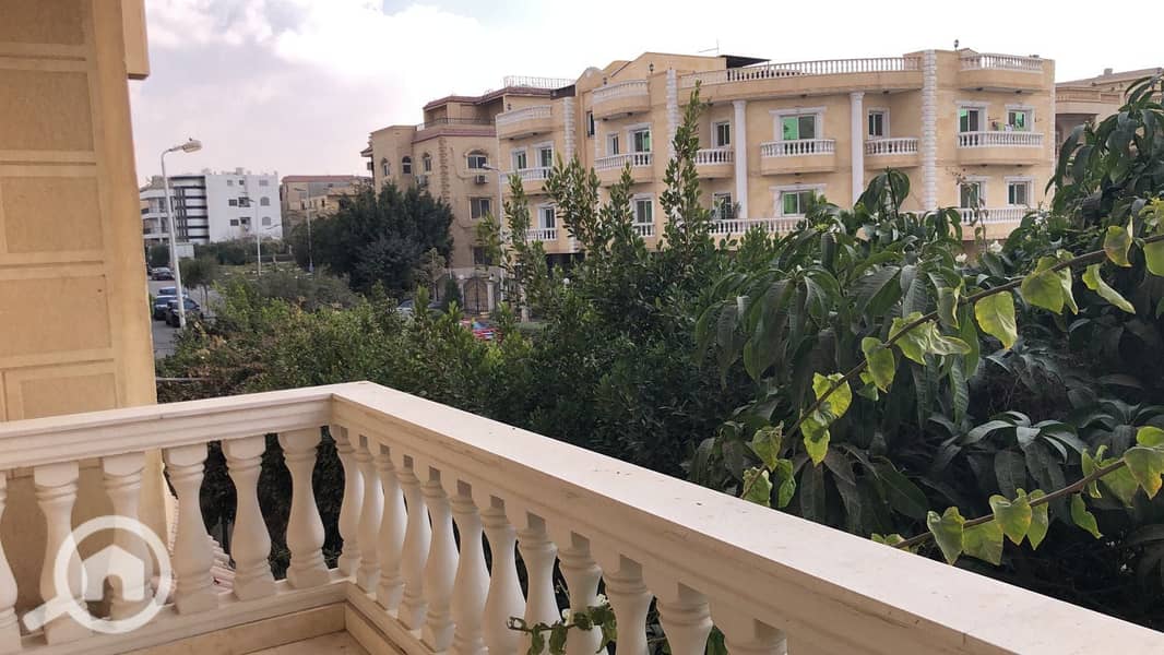 4 1e8f24c0-3ec0-43d4-a58e-c6027d140ddf. jpg