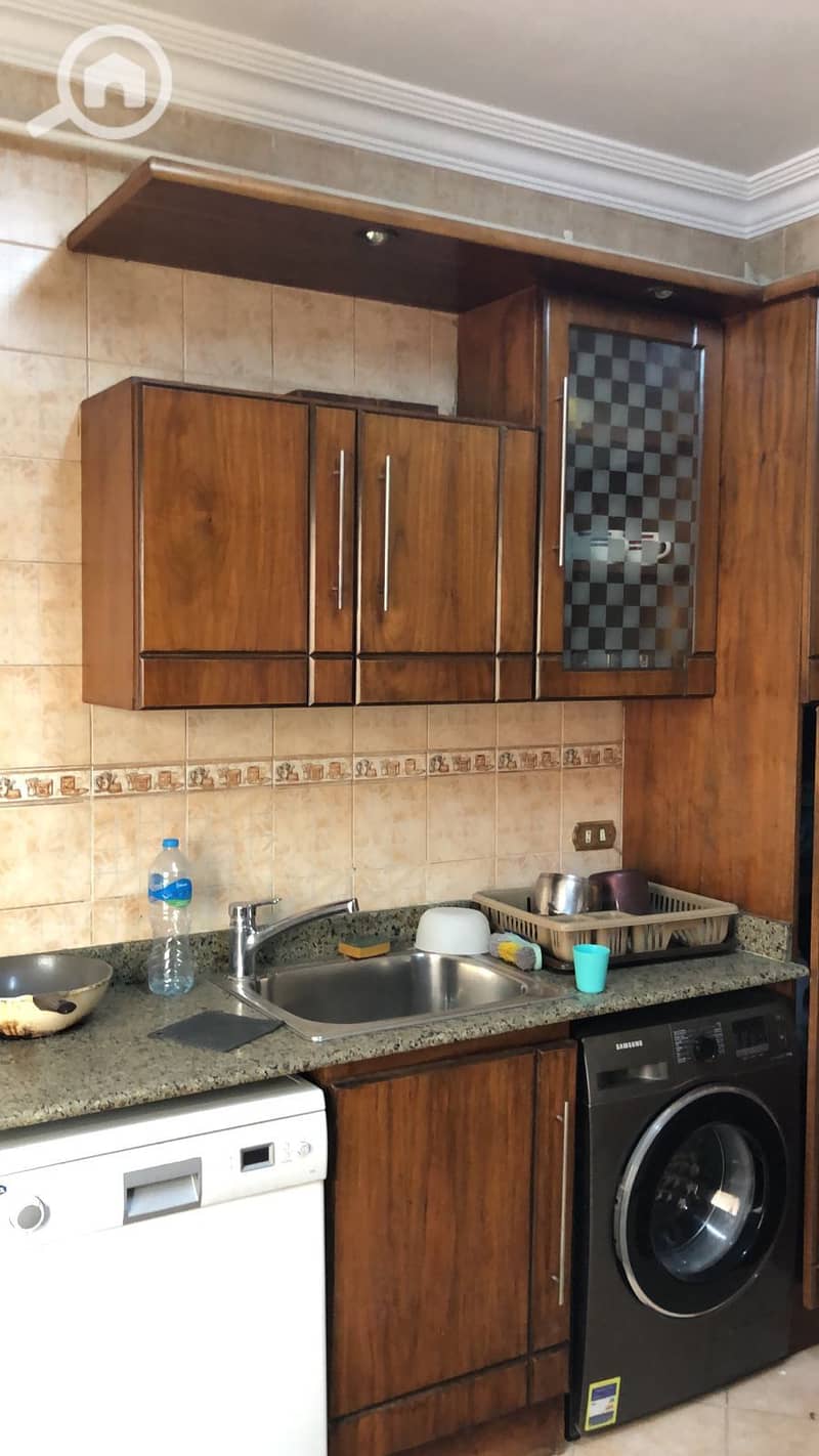 19 94b0165a-8aa1-4d62-8eda-c5849d27cfbe. jpg