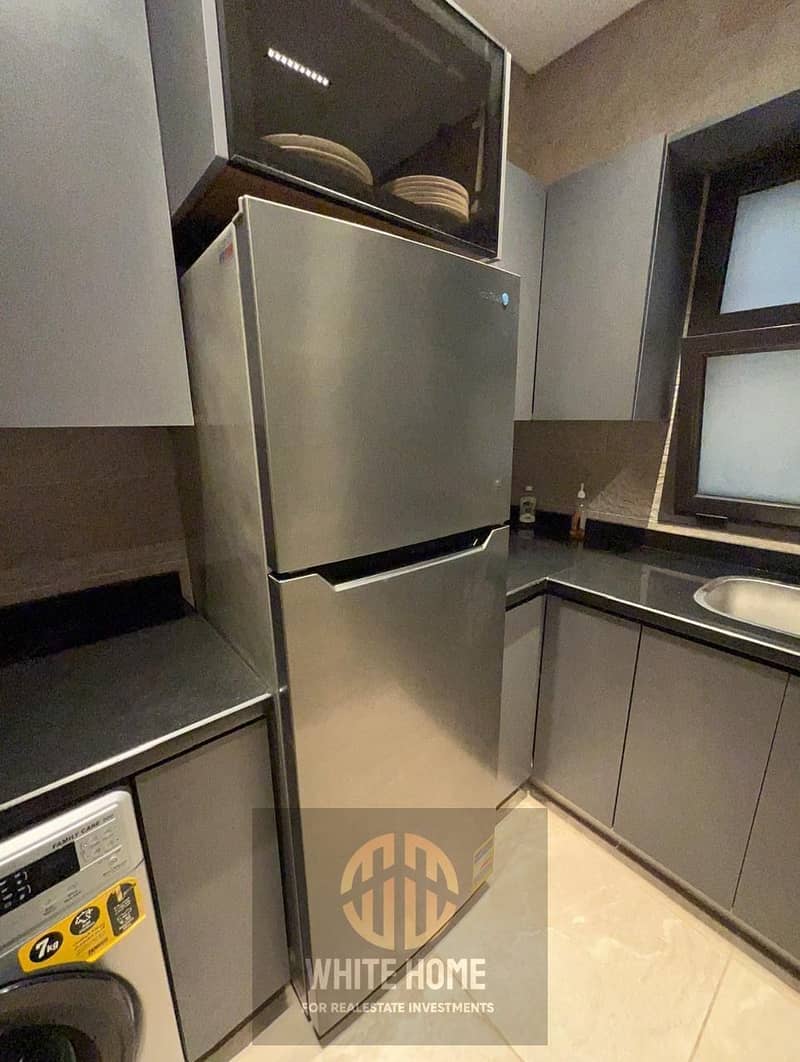 13 e74692c0-0e98-4311-8418-2a1612e9072e. jpeg