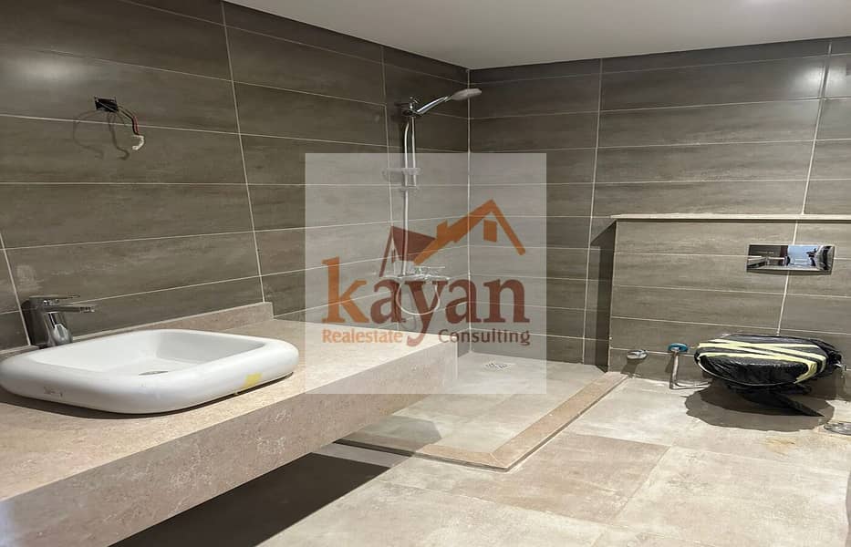 16 b203a500-94c5-4de4-85d7-31470ac4d1f6. jpg