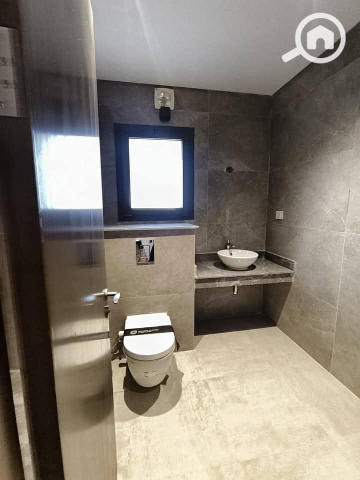 9 FB_IMG_1739268576947. jpg