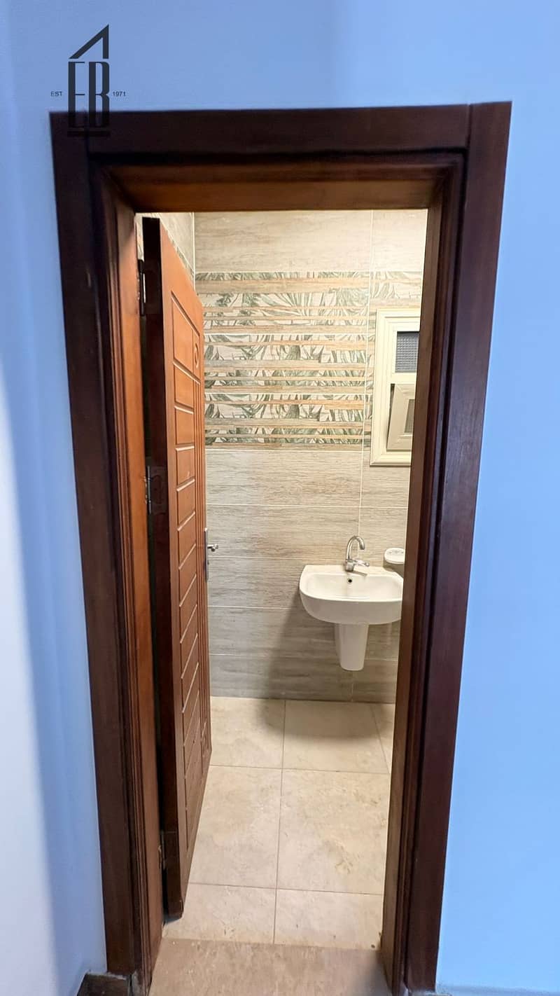 7 WhatsApp Image 2025-10-06 at 4.27. 47 PM (2). jpeg