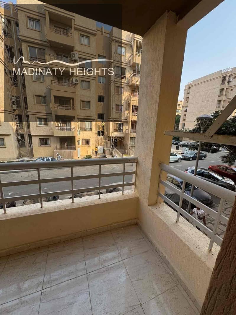 3 9cc0ab0c-0786-43fc-b55d-b6ab78ad35d7. jpg