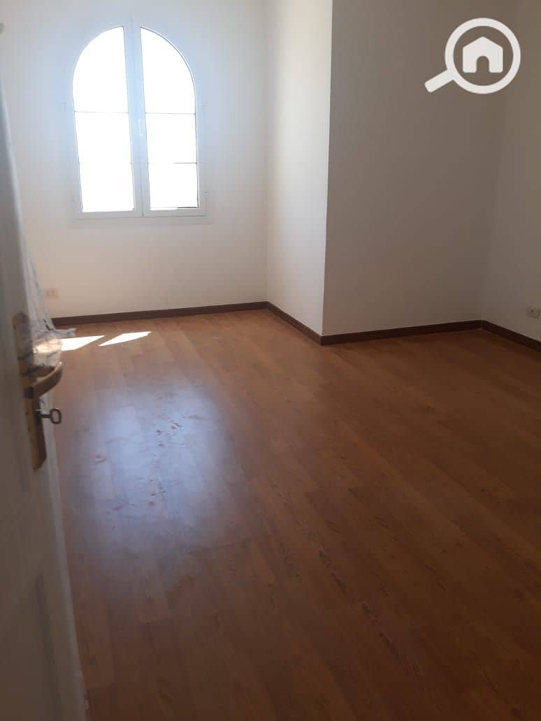 3 01802bce-bb4e-476c-b42c-7add6f186d74. jpg