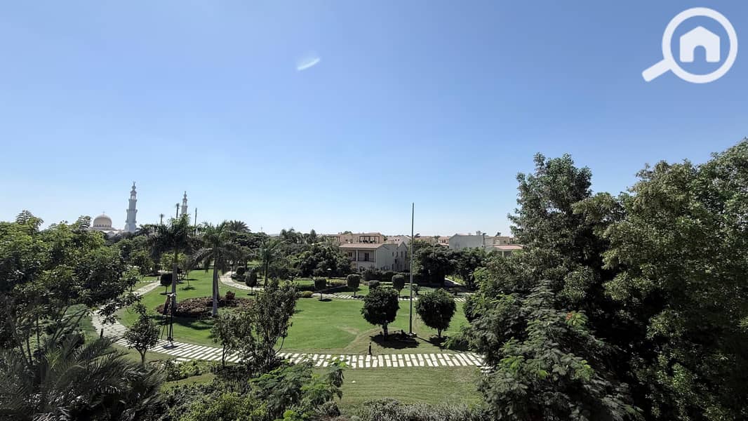 22 fff9e2a8-afba-4406-8902-ff99e272a074. jpg