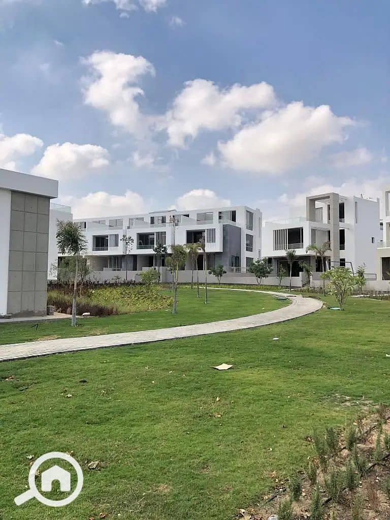 3 32297810-800x600. jpg