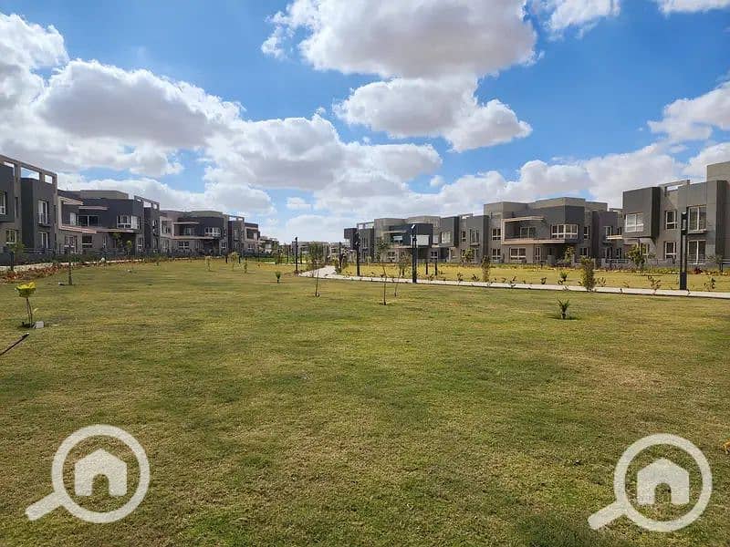 8 32569334-800x600. jpg