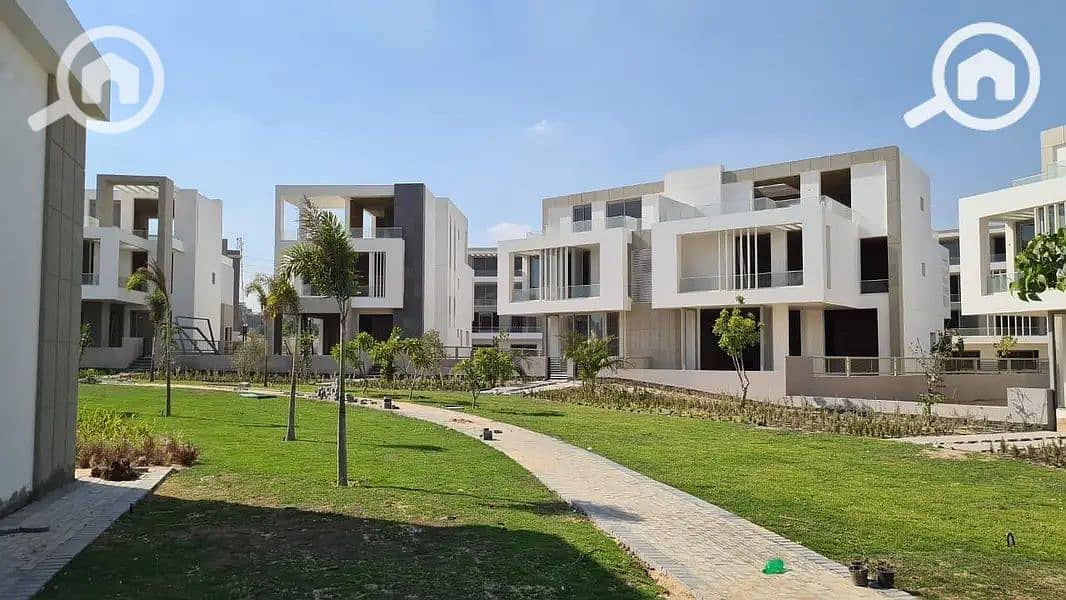 12 32594479-800x600. jpg