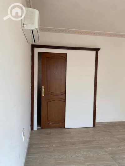 توين هاوس 4 غرف نوم للايجار في الشيخ زايد، الجيزة - e609847e-b75a-4b64-9606-3ae88dae13af. jpg