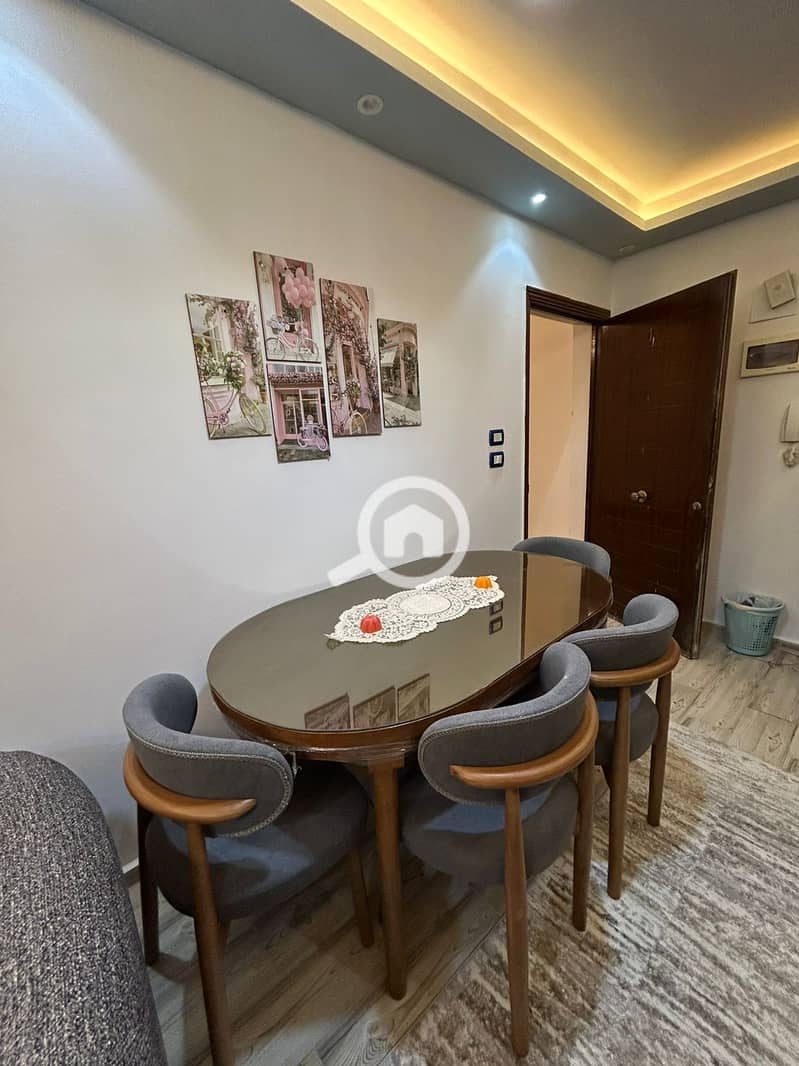 2 6e5bfa28-2837-4fa4-8efd-aeeaf0dc8ab4. jpg