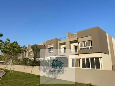 توين هاوس 5 غرف نوم للبيع في الشيخ زايد، الجيزة - 79f5c5fc-d01a-40dc-872b-fe9d8e4fc100. jpg