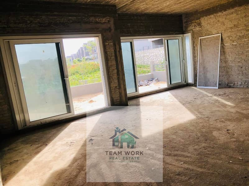 8 f718919d-e243-488f-a002-067770cf4ae8. jpg