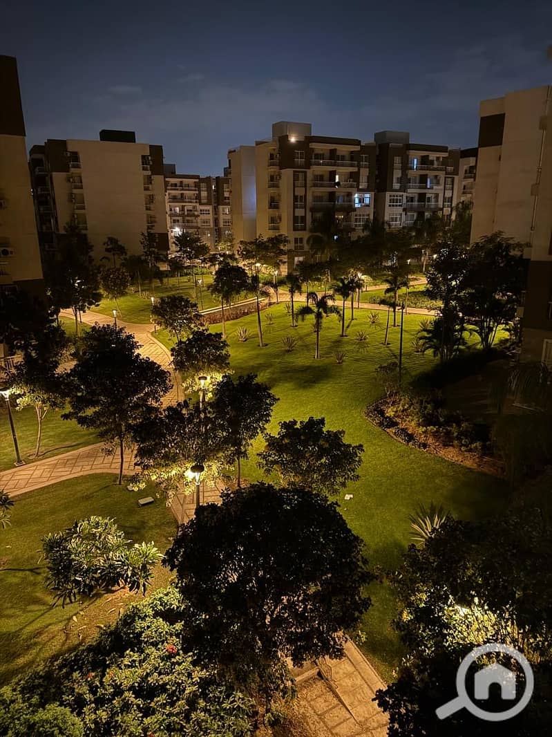 4 918e76ae-8973-4016-ad1b-74a9b0c1c4f4. jpg