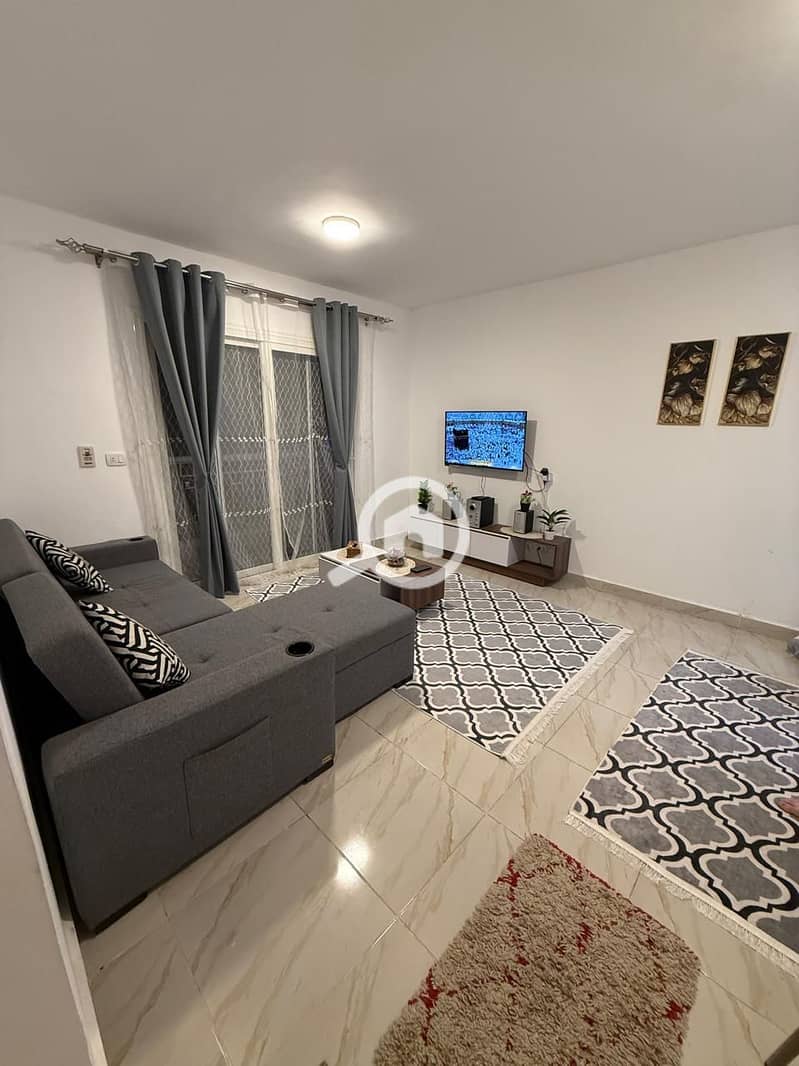 5 0b4a5b1a-34c0-4fa5-939b-09e9d3e64a34. jpg