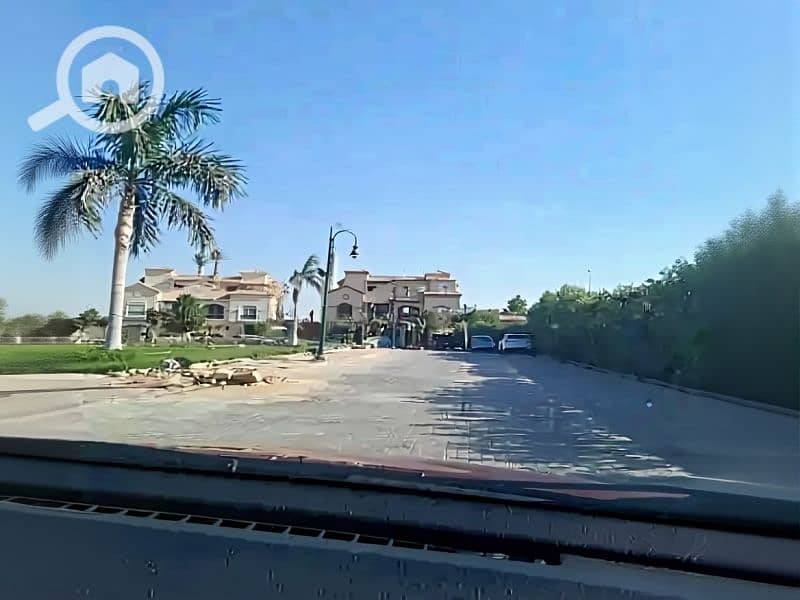 3 54c3396f-3185-4eb9-93f4-51c8c808e129. jpg