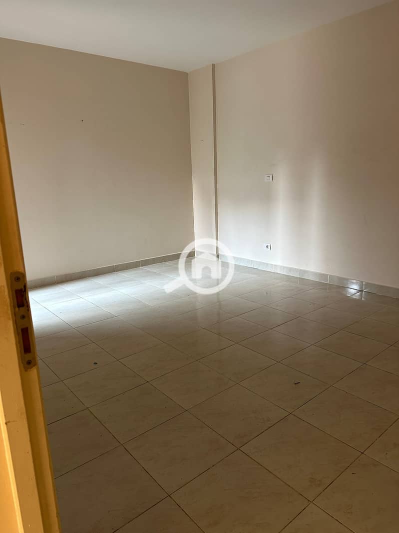 6 b9acb8ab-27a4-46fc-bf52-3070381cf1f4. jpeg