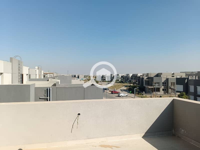 10 WhatsApp Image 2025-11-12 at 12.25. 52 (4). jpeg. jpg