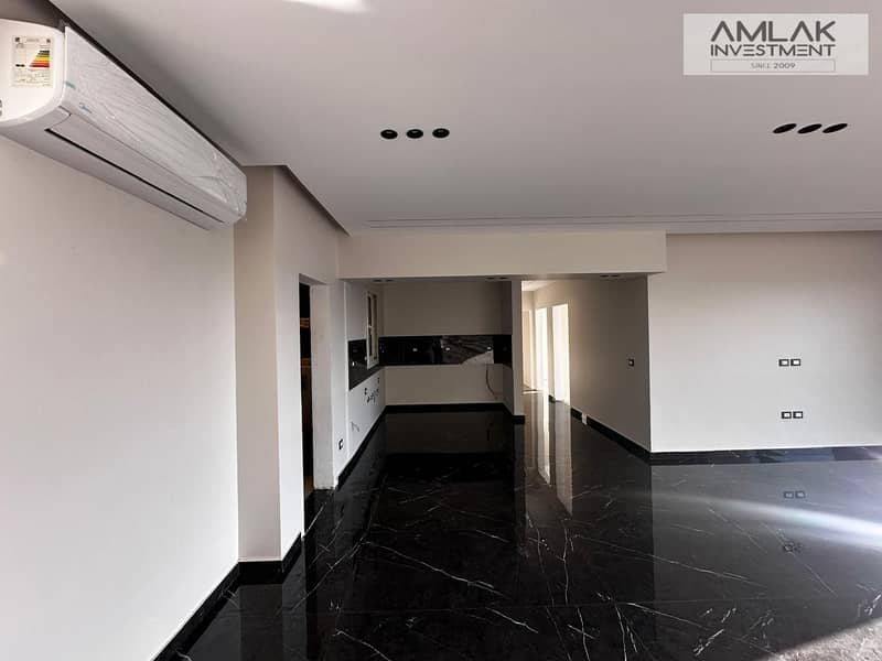 2 75f75c08-cf50-4aa1-b924-554d9bd42464. jpeg