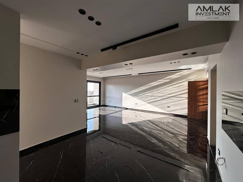 3 cb34fcd8-3f28-4178-b1ab-8082e882e405. jpeg