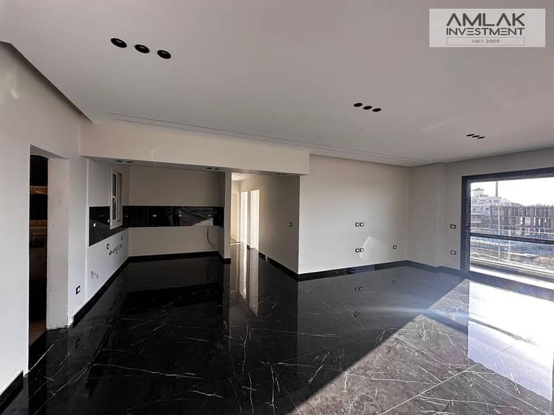 4 f63d2ef1-b68d-4a93-af36-0f05da5d9125. jpeg