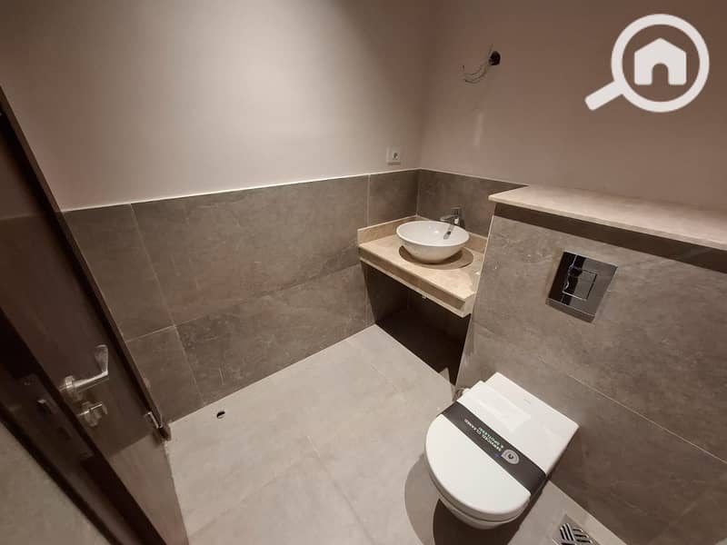 11 WhatsApp Image 2025-11-17 at 2.21. 49 PM (1). jpeg