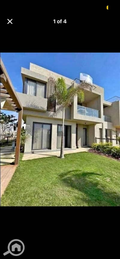 4 Bedroom Townhouse for Sale in 6th of October, Giza - IMG_1274. png