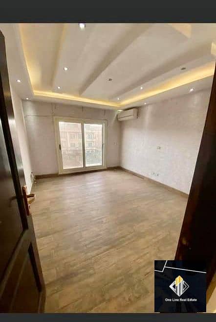 4 bdbaaaae-3e9c-44a5-904b-cf990e7fe3f0. jpeg