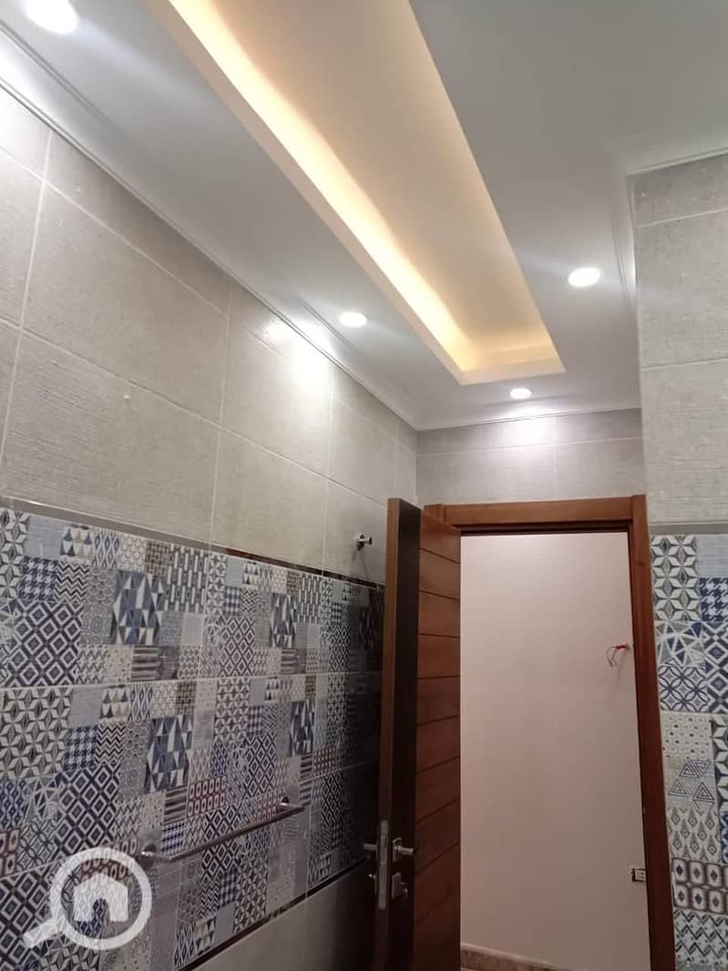 9 183                                 . jpg