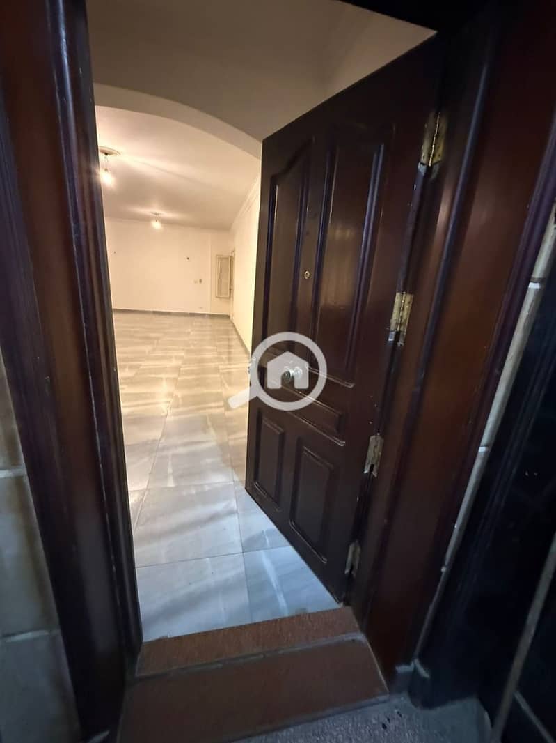 11 6e684792-5b0d-42b1-ad4c-dcd1a0fd2d0d. jpeg