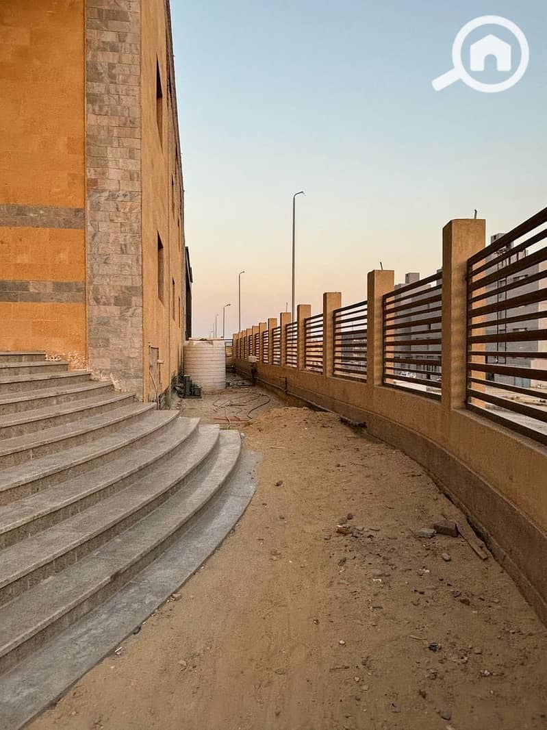 2 WhatsApp Image 2025-11-17 at 14.15. 22_73faa598. jpg