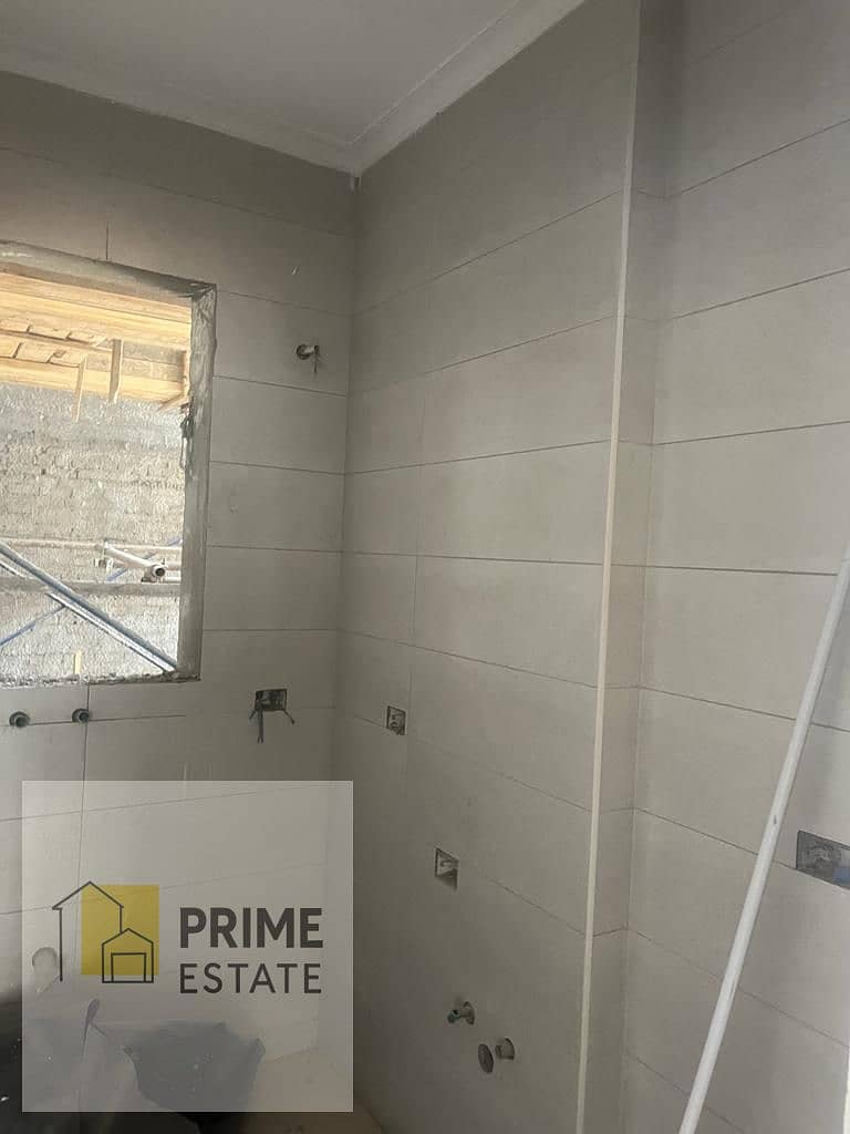 12 69beaf62-8483-4dd5-a611-9a4ee585817a. jpg