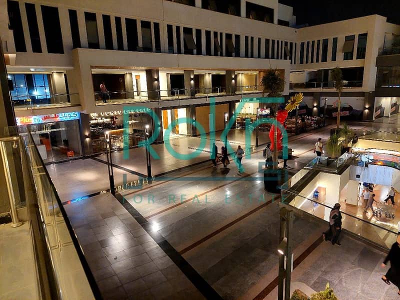 10 63084547-2edc-4892-90ee-b81fa32b70ea. jpeg