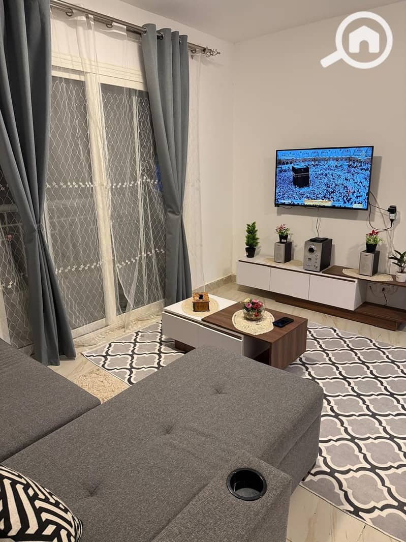 5d64f2f8-02d1-45e8-860a-8c3a8342a7df. jpg