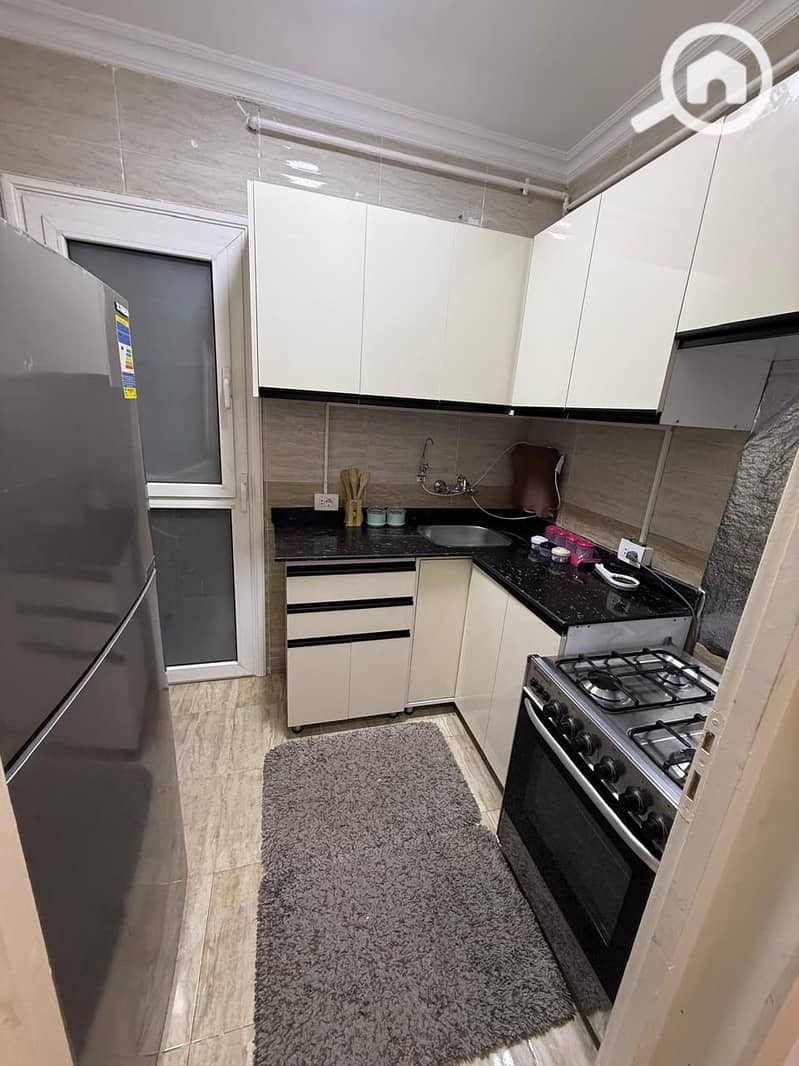 4 f6e19f8a-b65a-42bb-b60f-22c0239ace5d. jpg