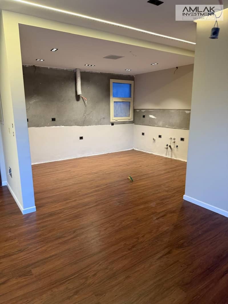 8 453f86a0-b971-4f7c-8c25-c7a3834f483c. jpeg