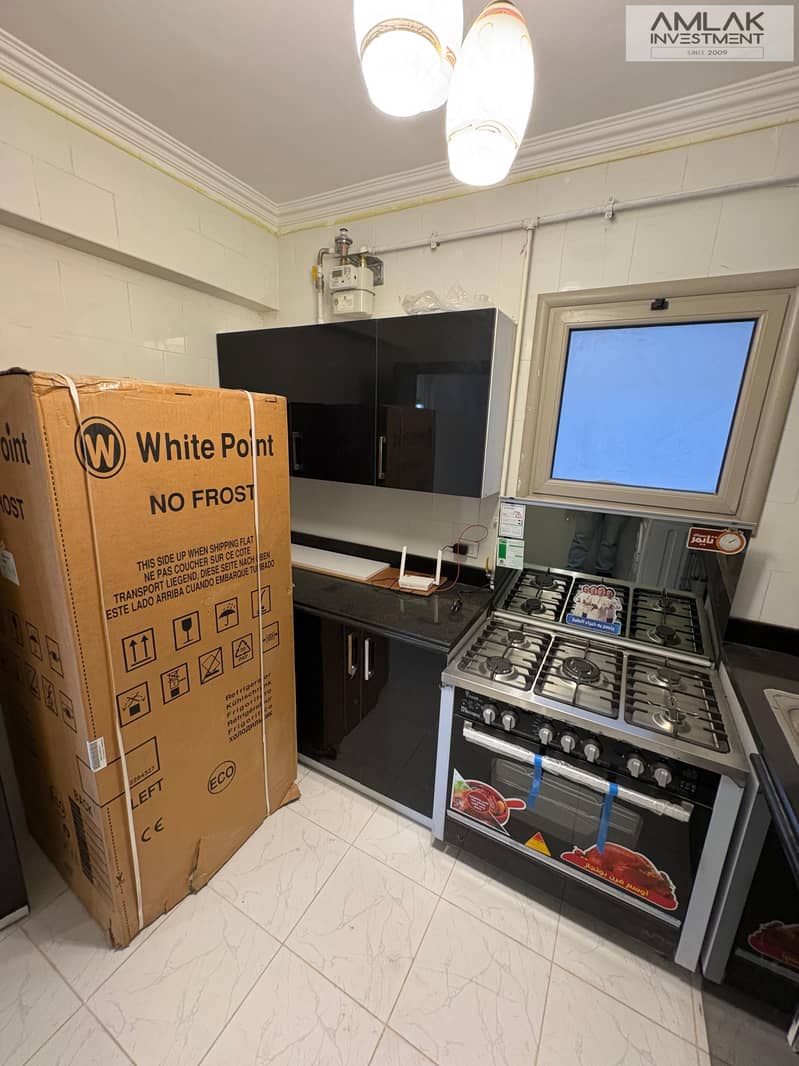 12 2060f85d-ceac-4afd-9f79-da857388be53. jpeg