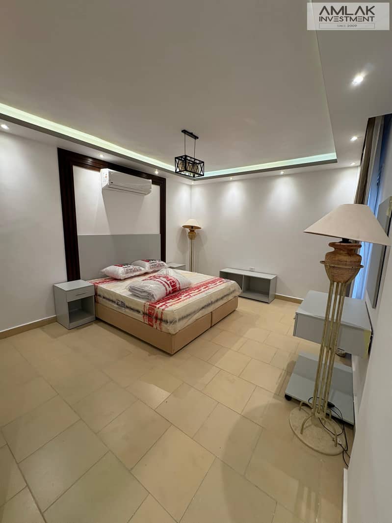 14 c90c29d0-1546-47c5-aa48-79843403a005. jpeg